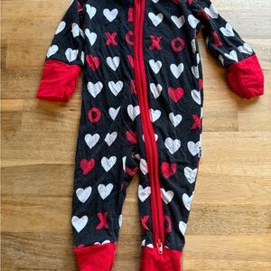 Little sleepies valentine newborn footie